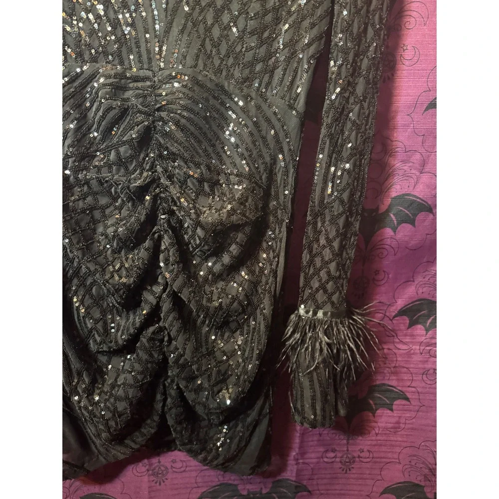 Windsor Black Sequin Feather Cuff Long‎ Sleeve Mini Dress Party EUC Large